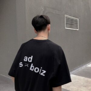 SIGNATURE TEE